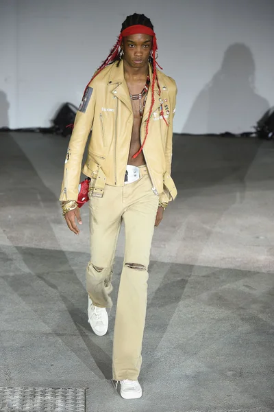 Look 2
